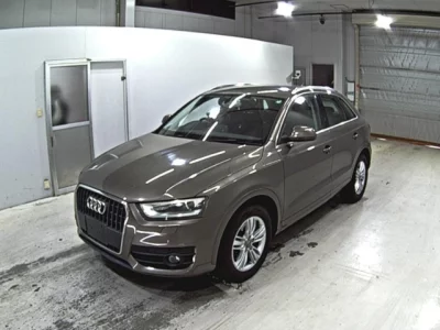 Audi Q3  с аукциона в Японии