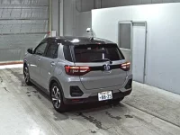 Toyota RAIZE лот № 3026 оценка 5  с аукциона в Японии 1