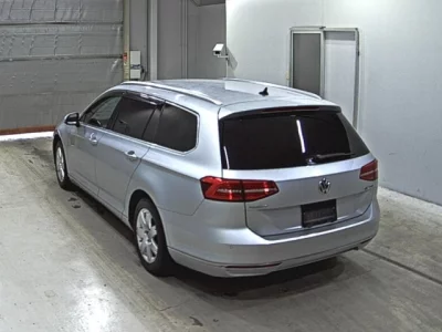Volkswagen PASSAT VARIANT