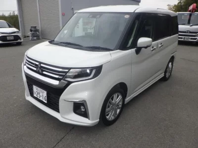 Mitsubishi DELICA D2