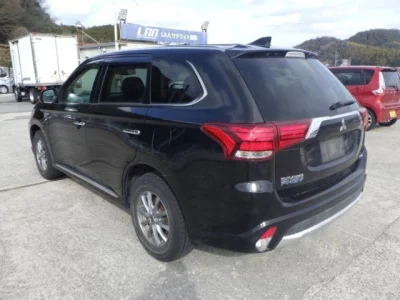 Mitsubishi OUTLANDER PHEV