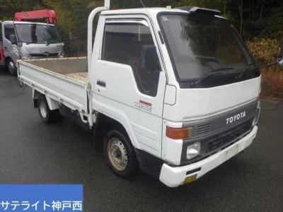 Toyota HIACE TRUCK  с аукциона в Японии