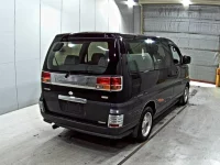 Nissan ELGRAND лот № 9175 оценка 3.5  с аукциона в Японии 4