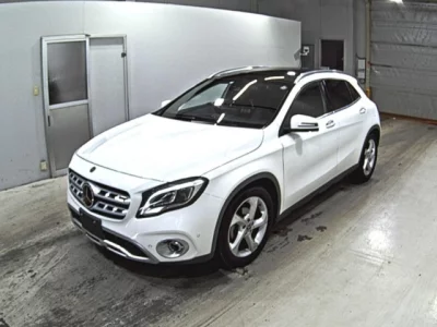 Mercedes-Benz GLA CLASS