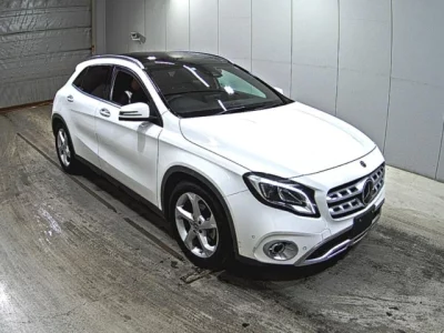 Mercedes-Benz GLA CLASS