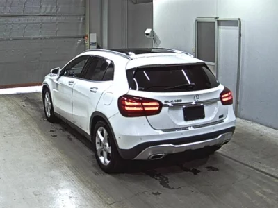 Mercedes-Benz GLA CLASS