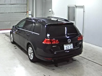 Volkswagen GOLF VARIANT