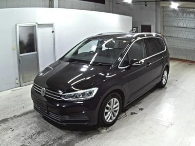 Volkswagen GOLF TOURAN  с аукциона в Японии