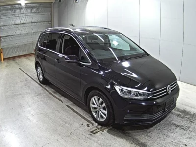 Volkswagen GOLF TOURAN  с аукциона в Японии