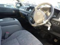 Toyota HIACE VAN лот № 4103 оценка 3.5  с аукциона в Японии 2