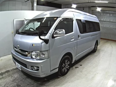 Toyota HIACE VAN  с аукциона в Японии