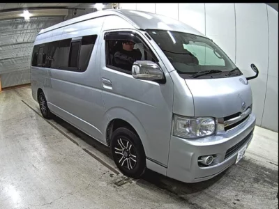Toyota HIACE VAN  с аукциона в Японии