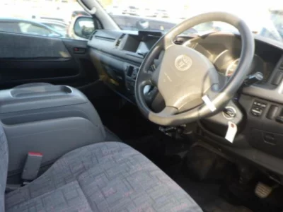Toyota HIACE VAN  с аукциона в Японии