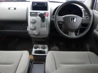 Honda MOBILIO лот № 9200 оценка 3.5  с аукциона в Японии 2