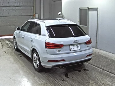 Audi Q3  с аукциона в Японии