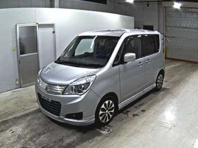 Mitsubishi DELICA D2