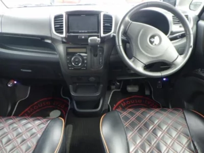 Mitsubishi DELICA D2