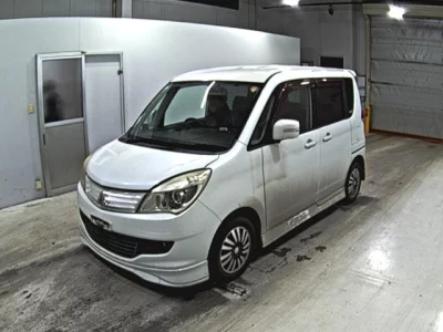 Mitsubishi DELICA D2