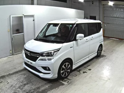 Mitsubishi DELICA D2