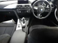 BMW 3-Series лот № 4279 оценка 3.5  с аукциона в Японии 2