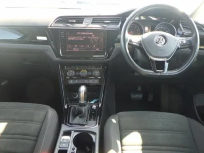 Volkswagen GOLF TOURAN