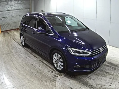 Volkswagen GOLF TOURAN