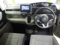 Honda N BOX лот № 3091 оценка 4  с аукциона в Японии 2