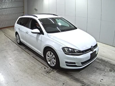 Volkswagen GOLF VARIANT