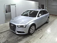 Audi A4 лот № 9301 оценка 4  с аукциона в Японии 3