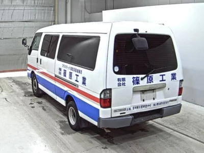 Mazda BONGO BRAWNY VAN