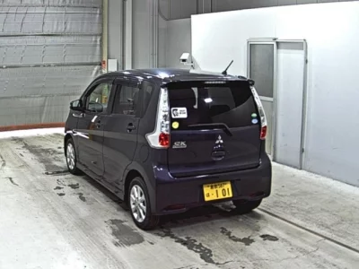 Mitsubishi EK CUSTOM