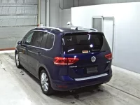 Volkswagen GOLF TOURAN лот № 4379 оценка 4  с аукциона в Японии 1