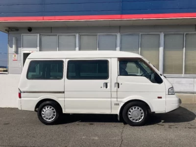 Mazda BONGO VAN  с аукциона в Японии