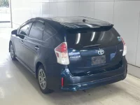 Toyota PRIUS ALPHA лот № 3009 оценка 4  с аукциона в Японии 1