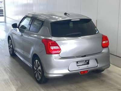 Suzuki SWIFT  с аукциона в Японии