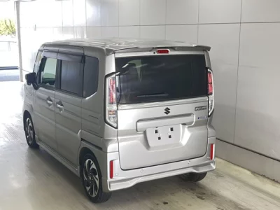 Suzuki SPACIA  с аукциона в Японии