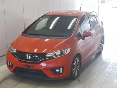 Honda FIT  с аукциона в Японии