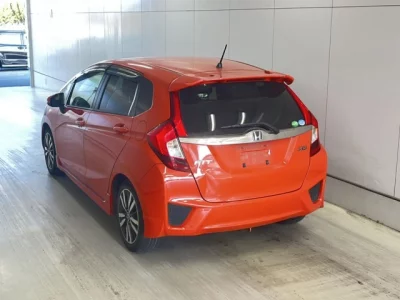 Honda FIT  с аукциона в Японии