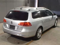 Volkswagen PASSAT VARIANT лот № 8045 оценка 3.5  с аукциона в Японии 4