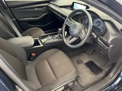 Mazda MAZDA3  с аукциона в Японии