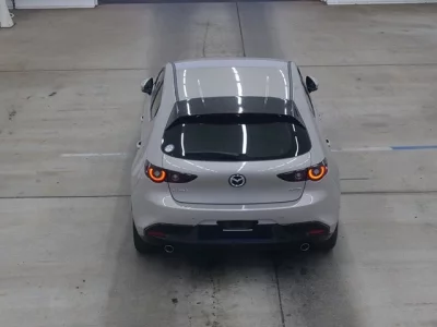 Mazda MAZDA3  с аукциона в Японии