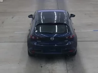 Mazda MAZDA3 лот № 2676 оценка 3.5  с аукциона в Японии 2