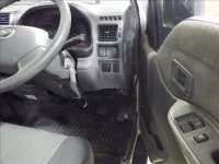 Mazda BONGO VAN лот № 2608 оценка 3  с аукциона в Японии 6