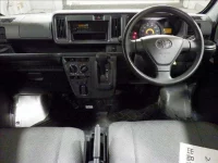 Toyota PIXIS VAN лот № 2566 оценка 3  с аукциона в Японии 2