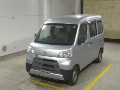 Toyota PIXIS VAN  с аукциона в Японии