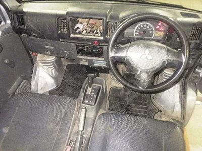 Mitsubishi MINICAB VAN