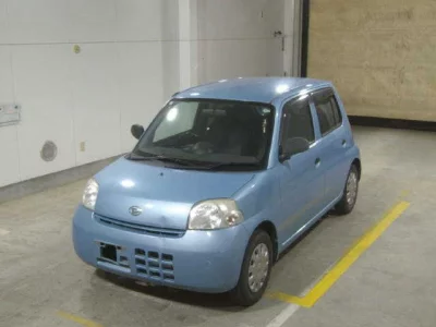 Daihatsu Esse