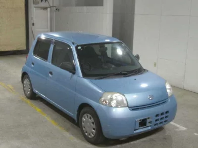 Daihatsu Esse