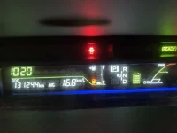 Toyota PRIUS ALPHA лот № 2313 оценка 3.5  с аукциона в Японии 5