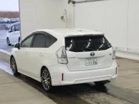 Toyota PRIUS ALPHA лот № 2316 оценка 3.5  с аукциона в Японии 1
